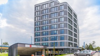 Francuzi kupują biurowiec w Krakowie