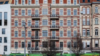 XIX-wieczna kamienica przy placu Bernardyńskim odzyskała dawny blask, fot. poznan.pl