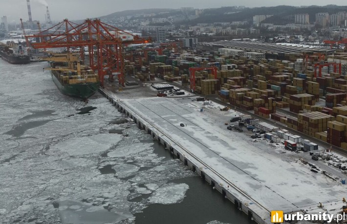 Port Gdynia gotowy na obsługę największych kontenerowców operujących na Bałtyku