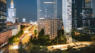 Takiego wieżowca jeszcze Warszawa nie miała. Zaoferuje mieszkania z widokiem na cztery strony świata