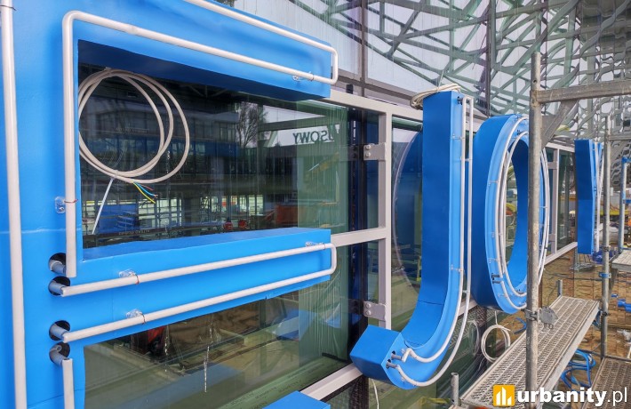 Zamontowano neon na olsztyńskim dworcu, fot. SBD PKP S.A.