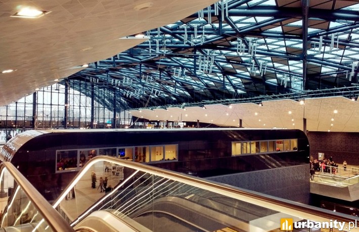 Wnętrza dworca Łódź Fabryczna (fot. kkk123)