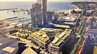 Biurowiec przy Sea Towers w Gdyni według projektu pracowni S.A.M.I