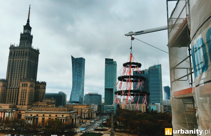 Wiecha na budynku Centrum Marszałkowska
