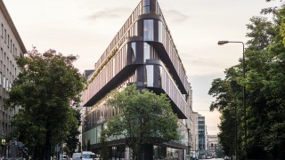 Hotel w centrum Warszawy, jako pierwszy w Polsce dołączył do prestiżowej sieci powiązanej z Hiltonem