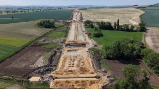 Kluczowa trasa na Dolnym Śląsku rośnie z miesiąca na miesiąc. Tak powstaje nowa S8