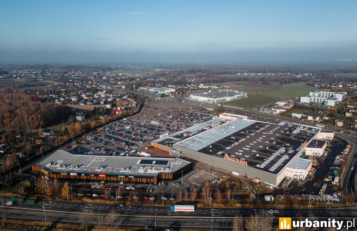 Park Handlowy przy Centrum Handlowym Auchan Mikołów, fot. mat. prasowe