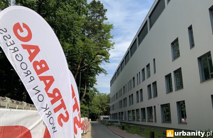 Nowe skrzydło Szpitala Bielańskiego w Warszawie, fot. Strabag