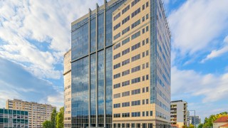 Zmiany w biurowcu na Woli. Adgar dostosował budynek do zielonej certyfikacji