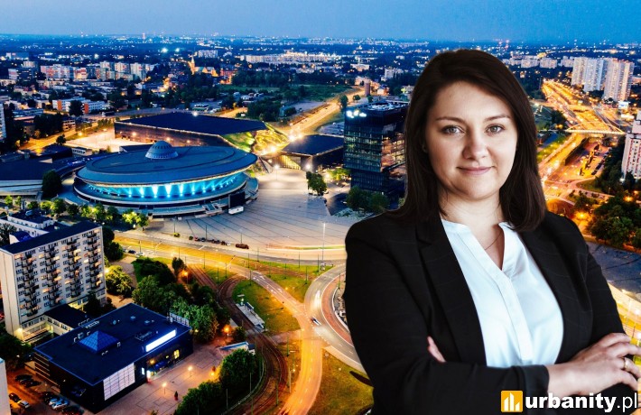 Elżbieta Golik, Doradca w dziale reprezentacji najemców biurowych w firmie Cresa Polska. 