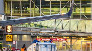 Największy port lotniczy w Polsce zostanie rozbudowany. Jest harmonogram inwestycji