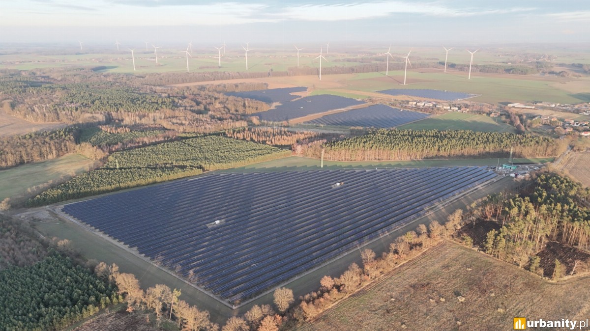 Ponad 76 hektarów paneli. Gotowa największa farma fotowoltaiczna na zachodzie Polski