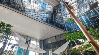 Całkowicie nowe wnętrza 90-metrowego biurowca North Gate