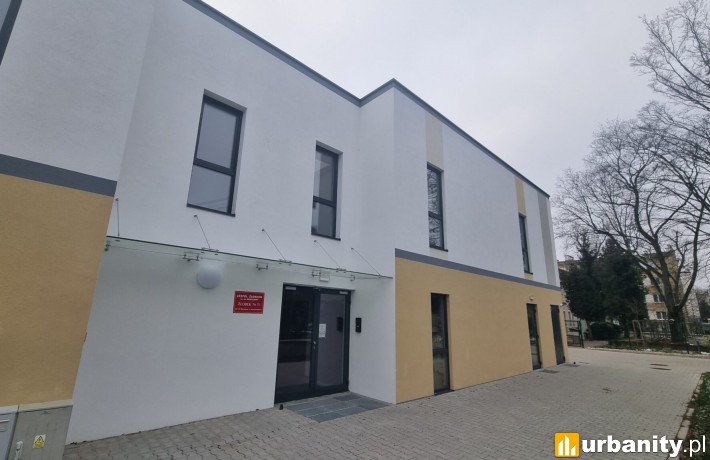 Żłobek nr 71 przy ul. Astronautów 5 we Włochach (fot. zlobki.waw.pl)