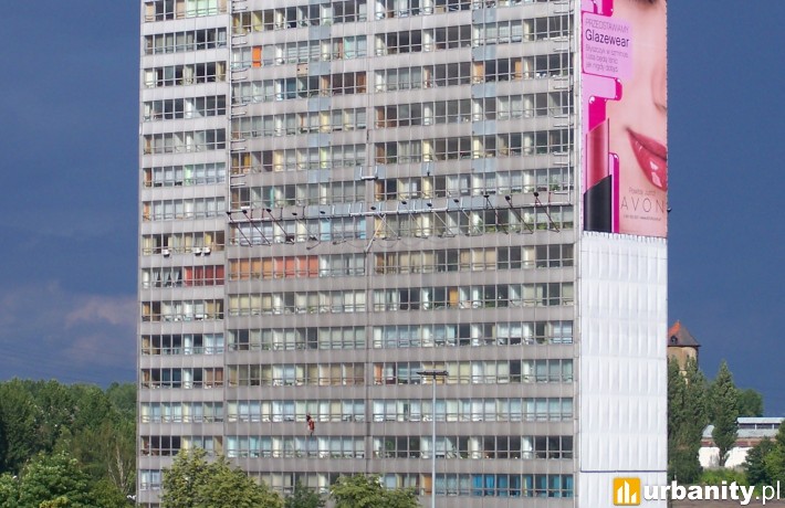 Biurowiec przy Spodku