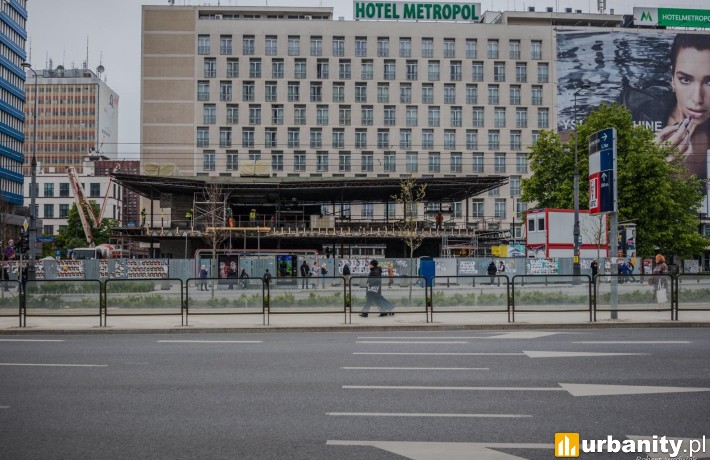 Trwa remont pawilonu przy Marszałkowskiej, fot. Robert Woźniak