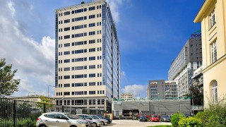 Zapełnia się biurowiec Renaissance Tower w Warszawie