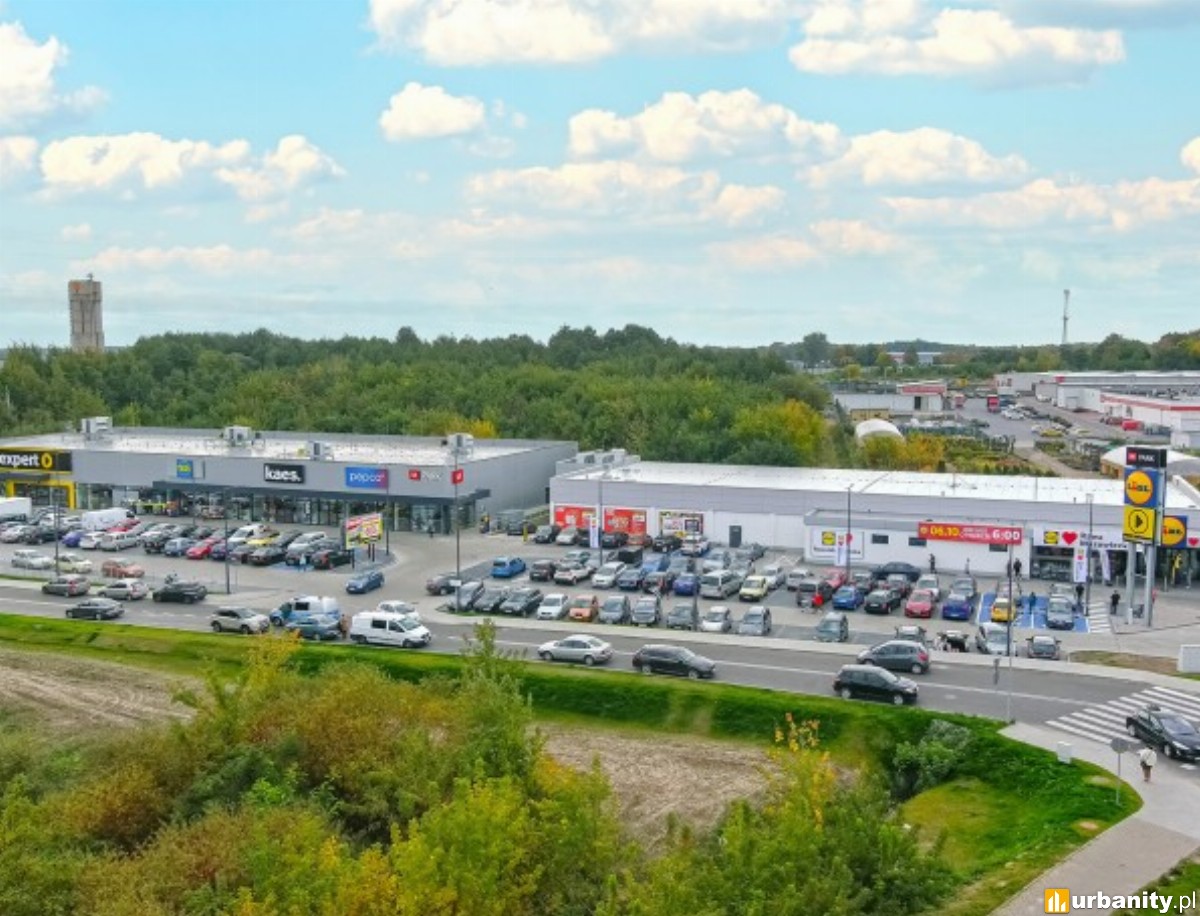 Rawa Mazowiecka z parkiem handlowym typu M Park