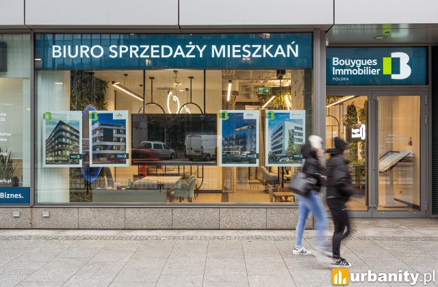 Biuro sprzedaż firmy Bouygues Immobilier w Rondo 1, for. Bouygues Immobilier
