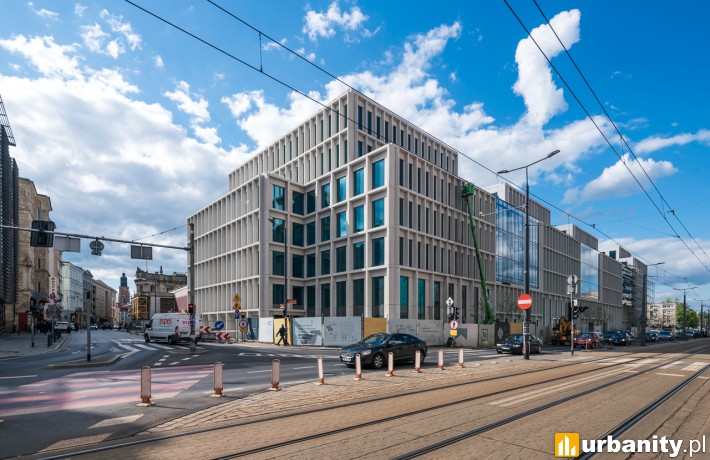 Finiszuje budowa biurowca Nowy Targ we Wrocławiu
