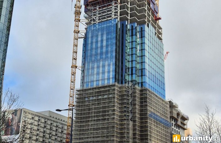 Wiecha na szczycie wieżowca Upper One, fot. Strabag