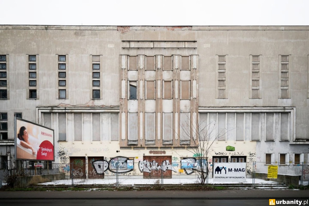 Miasto przejmuje jeden z najcenniejszych modernistycznych budynków. Co dalej z zabytkiem przy al. Hallera