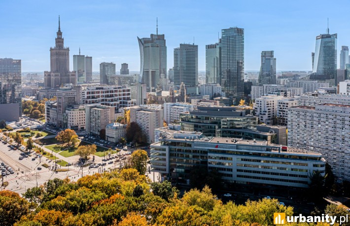 Biurowiec Saski Crescent w centrum Warszawy, fot. CA Immo