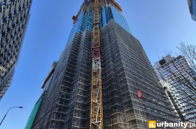 Wiecha na szczycie wieżowca Upper One, fot. Strabag