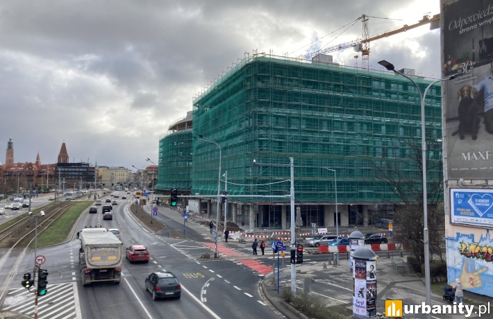 Powstający biurowiec Infinity w pobliżu placu Jana Pawła II, fot. materiały prasowe