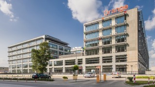 Knight Frank będzie zarządzał warszawskim Miasteczkiem Orange
