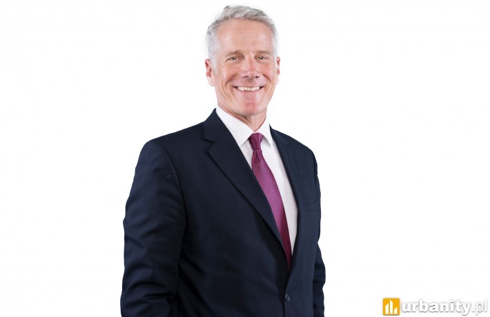 Mike Atwell, Dyrektor Działu Rynków Kapitałowych w Czechach i Europie Środkowo-Wschodniej, JLL