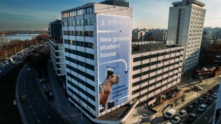 Zamienili słynny biurowiec w nowoczesny akademik. Otwarcie domu studenckiego na Powiślu
