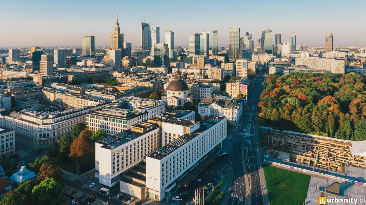 Pięciogwiazdkowy hotel w warszawskim Śródmieściu zmienia właściciela. Działa od 50 lat