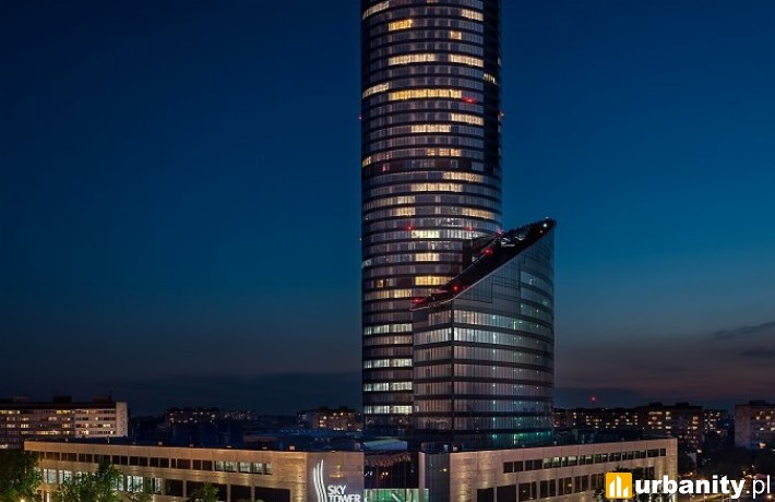 Sky Tower we Wrocławiu