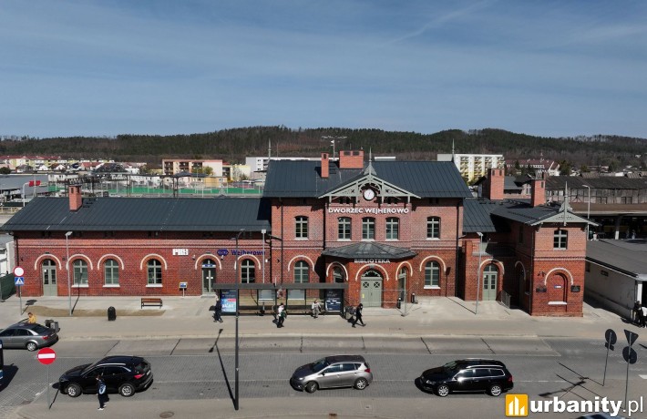 Odrestaurowany dworzec kolejowy w Wejherowie, fot. PKP S.A.