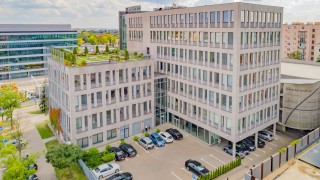 Amplifon na dłużej w Łodzi. W Forum 76 pojawi się także indyjska restauracja