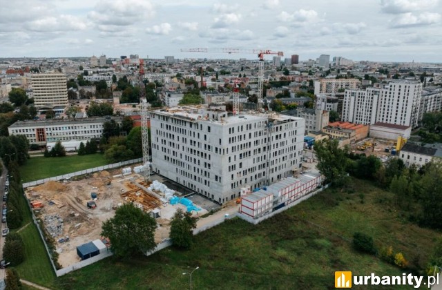 Wiecha na budowie nowego gmachu Sądu Rejonowego w Łodzi, fot. Balzola