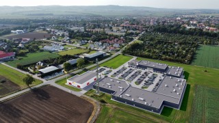 Smart Park Jawor, wizualizacja parku handlowego, wiz. materiały inwestora