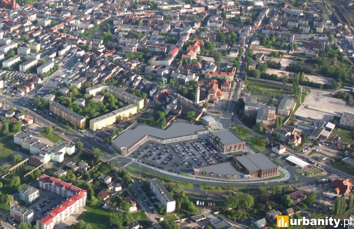 Wizualizacja nowego centrum handlowego w Ostrowie Wielkopolskim, wiz. materiały prasowe