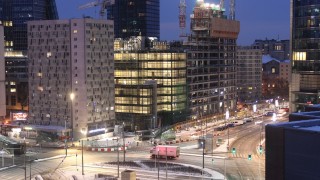 Ekspresowe tempo powstawania wieżowca Skysawa w Warszawie