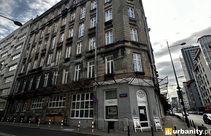 Trwa remont kamienicy przy Żelaznej 64, fot. UD Wola