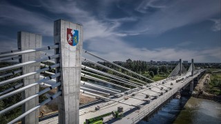 Tak wygląda najdłuższy most na Podkarpaciu. Gigantyczna przeprawa przez San blisko ukończenia