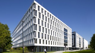 Farmaceutycy wynajmują biura w Business Garden Warszawa