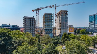 Trzy wieże mieszkalne w centrum Katowic z docelową wysokością. Dawny dworzec PKS zmienia się w nowe osiedle