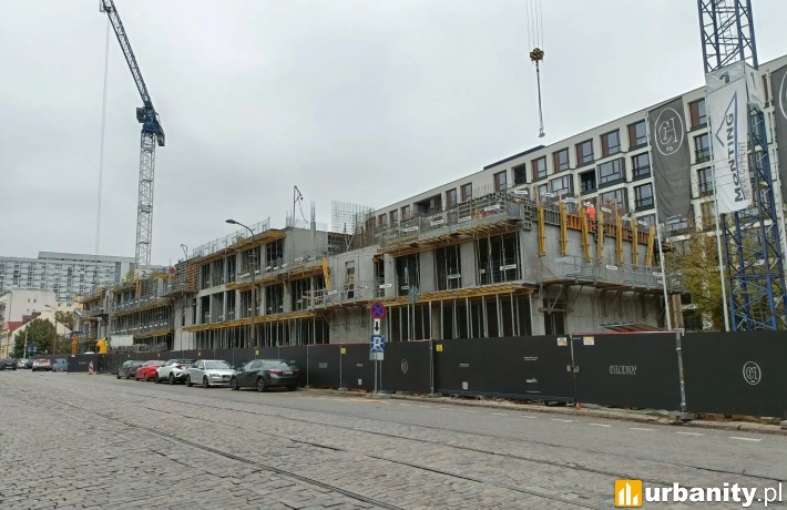 Apartamentowiec zmieni fragment Woli. Chłodna 35 nabiera wysokości