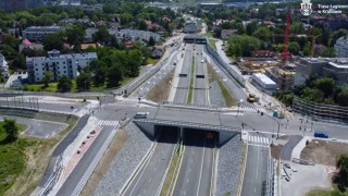 Gotowa Trasa Łagiewnicka w Krakowie. Większość drogi przebiega w tunelach