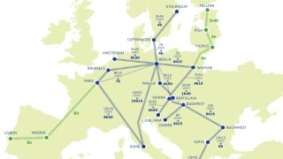 Komisja Europejska stawia na tory – superszybka kolej połączy kontynent