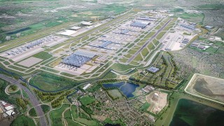 Drożej, ale pewniej. Dlaczego rząd postawił na projekt Heathrow?