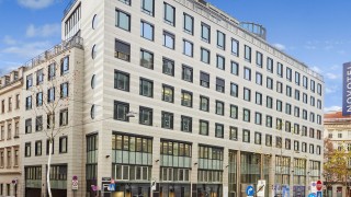 Kupili biurowiec sąsiedztwie ścisłego centrum. Szykują dalszą modernizację