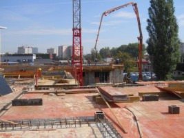 stawianie ścian II piętra.